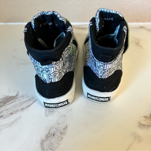 Star Wars Grogu shoes boys size 10 - Picture 4 of 6